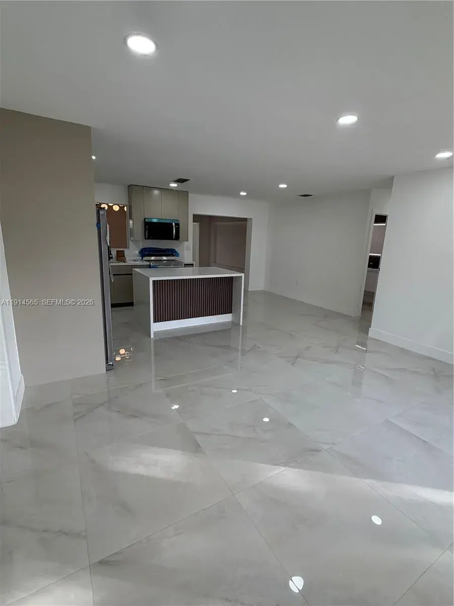 11615 SW 142nd Ter, Miami FL 33176