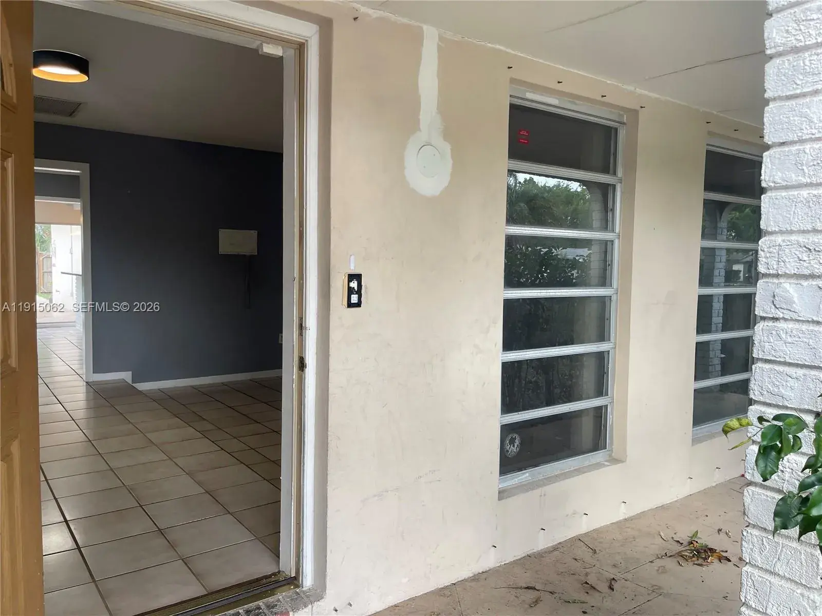 4315 Harrison St, Hollywood FL 33021