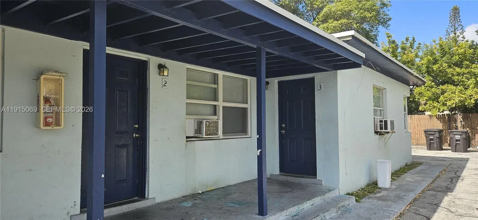 817 Grant St, West Palm Beach FL 33407