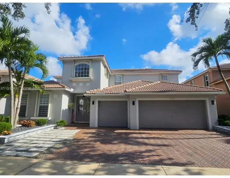 5 bedroom 3 bath Residential for sale at 19179 S Gardenia Ave, Weston FL 33332