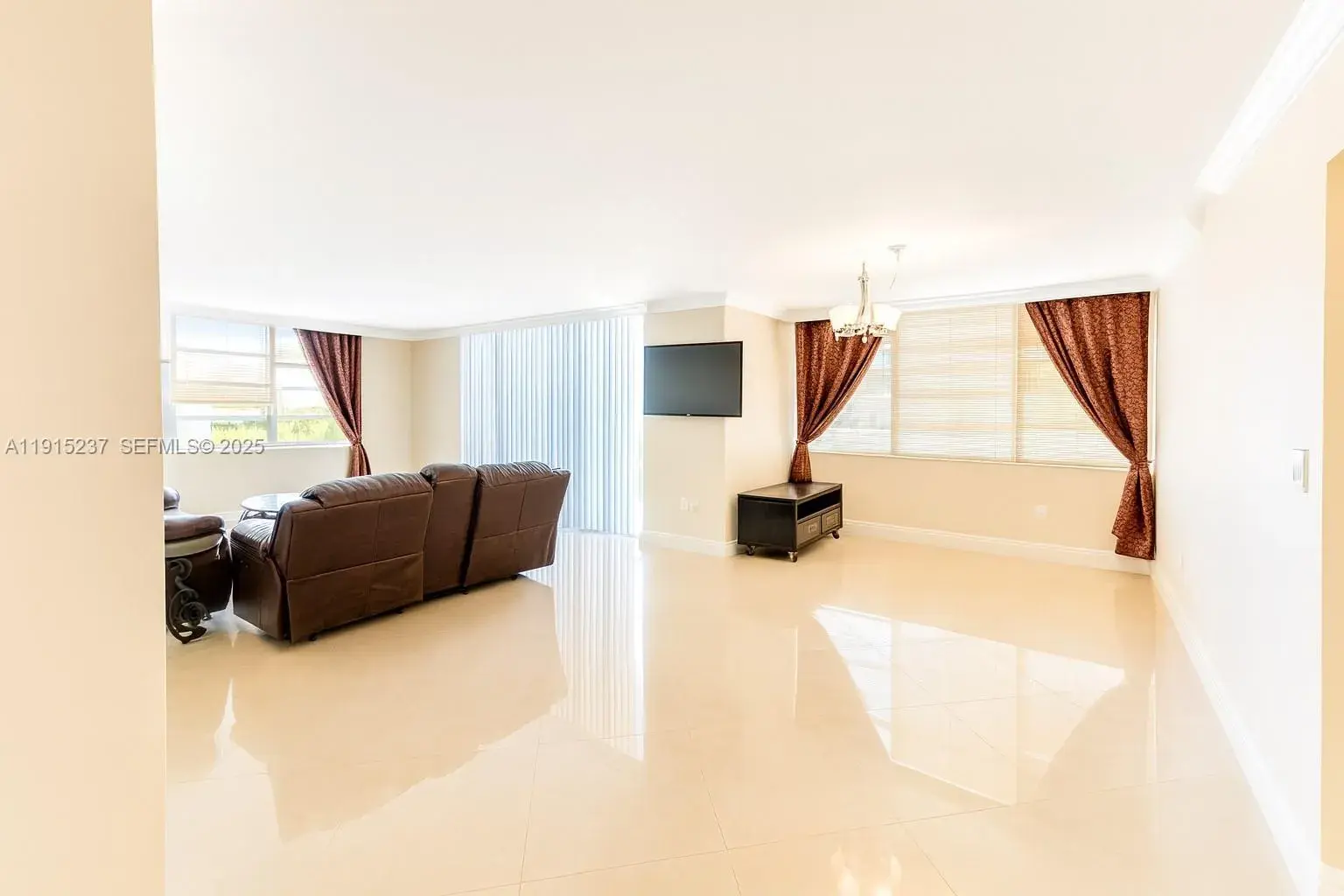 2780 NE 183rd St # 717, Aventura FL 33160
