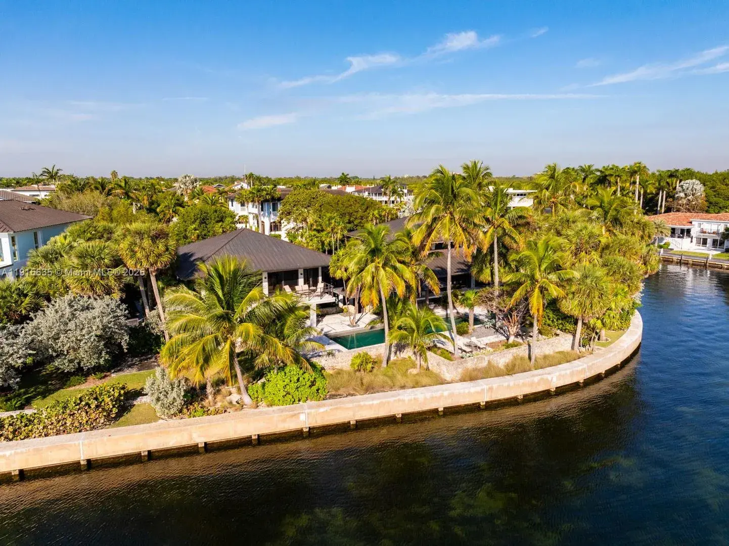 4 bedroom 5 bath for sale at 820 San Pedro Ave, Coral Gables FL 33156