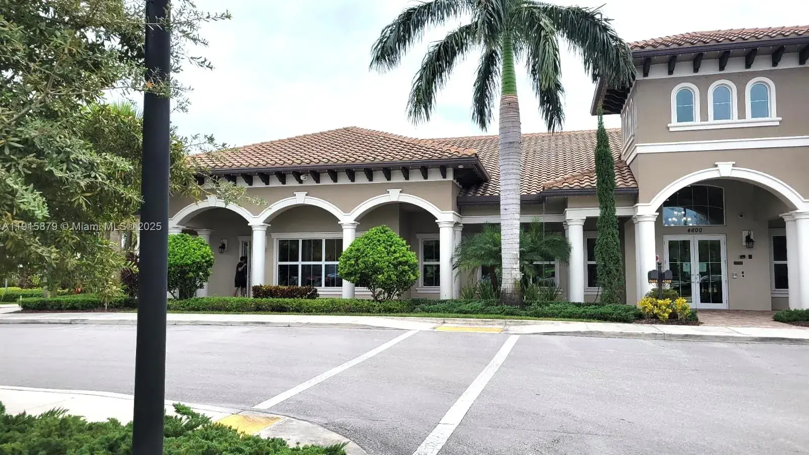 4164 Ficus St, Hollywood FL 33021