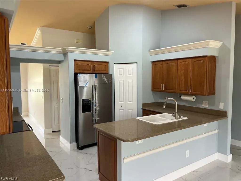 8896 BRACKEN WAY, Fort Myers FL 33908