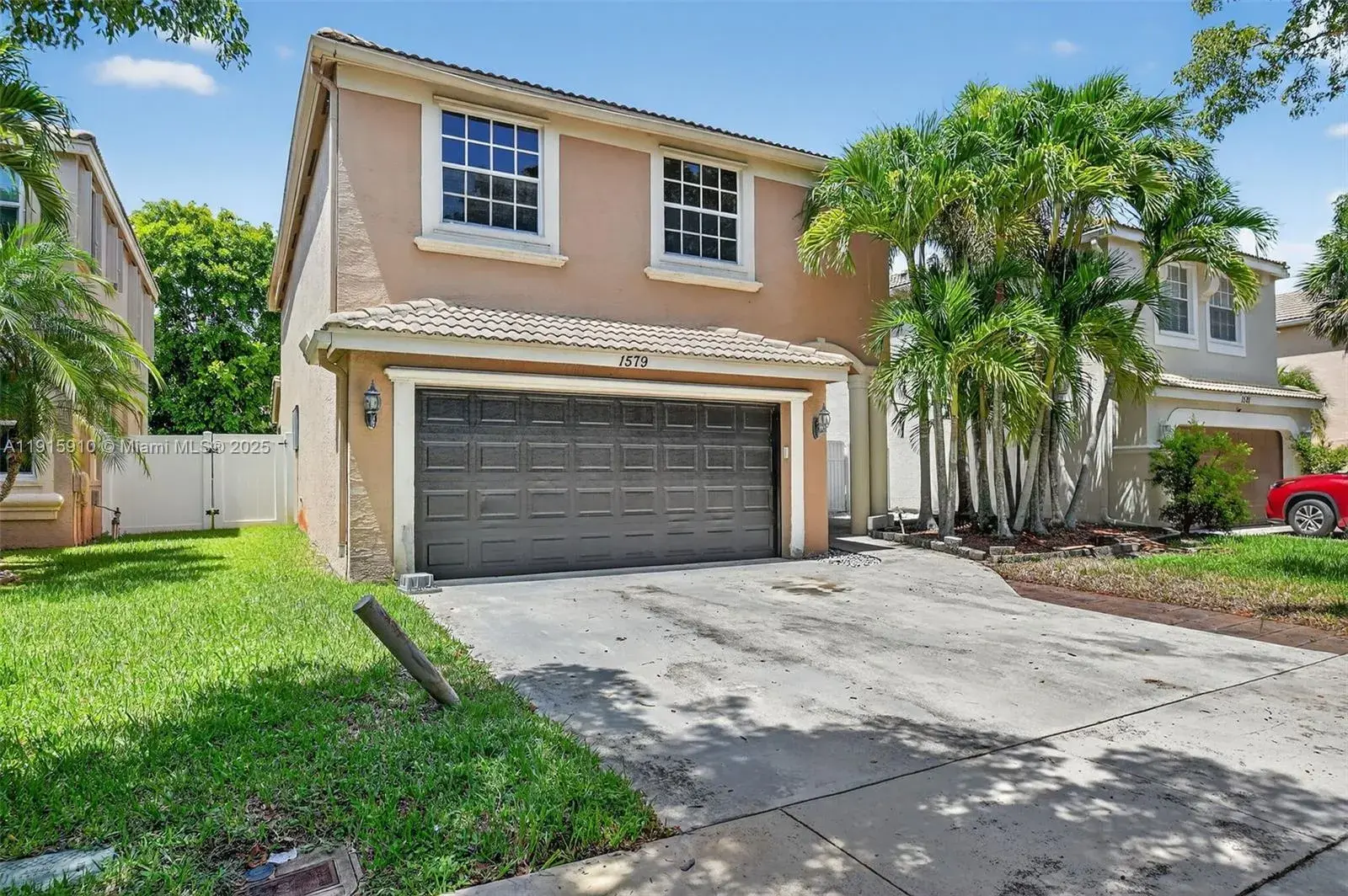 1579 Briar Oak Dr, Royal Palm Beach FL 33411