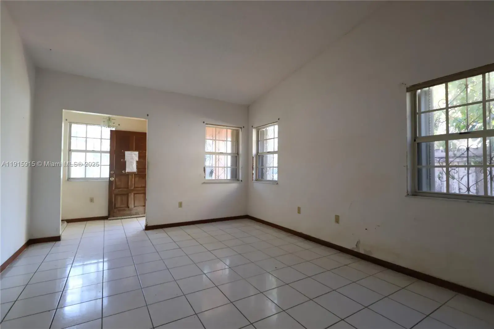 20739 SW 86th Ct, Cutler Bay FL 33189