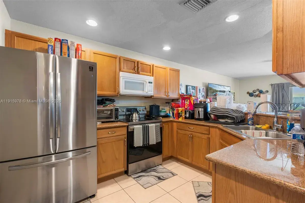 8988 Chambers St # 8988, Tamarac FL 33321
