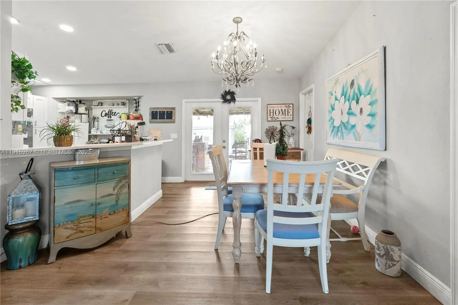 3 bedroom 2 bath Residential for sale at 302 Floyd ave S, Naples FL 33976