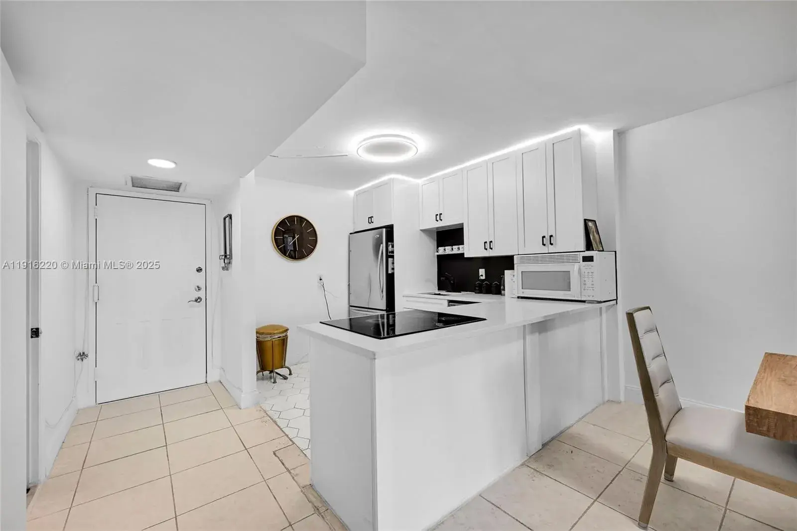 400 Leslie Dr # 605, Hallandale Beach FL 33009