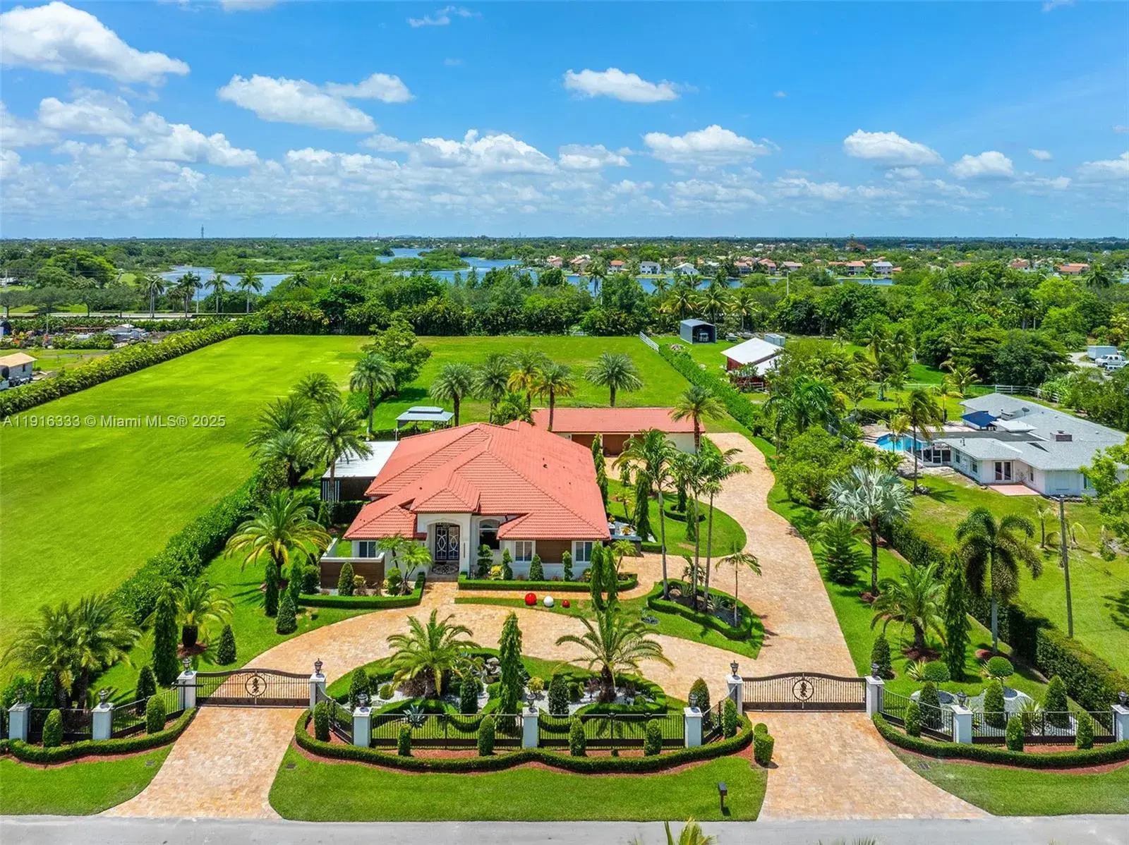 5 bedroom 4 bath Residential for sale at 17490 SW 70th Pl, Southwest Ranches FL 33331