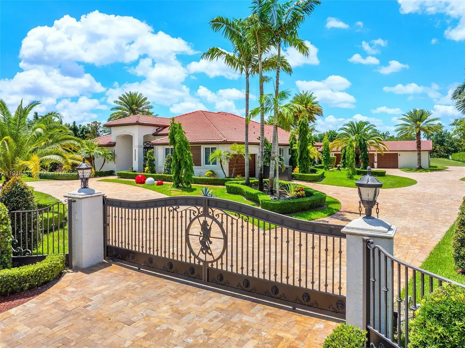 17490 SW 70th Pl, Southwest Ranches FL 33331