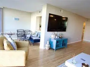 800 Parkview Dr # 402, Hallandale Beach FL 33009