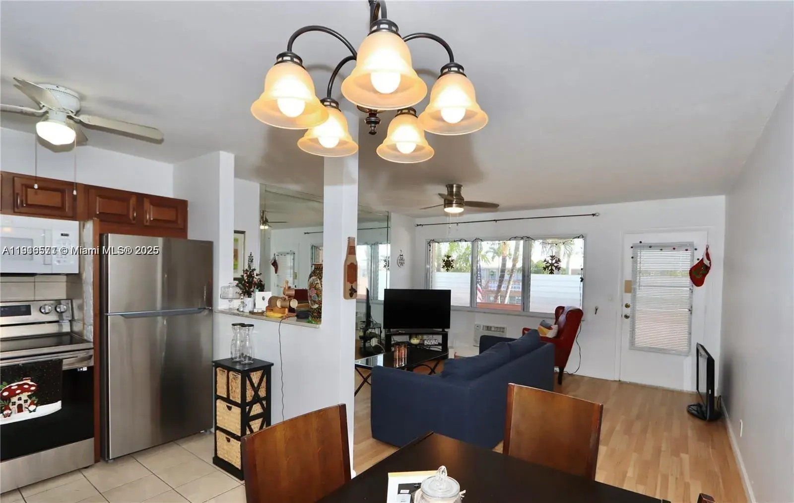 900 SW 11th Ave # 15C, Hallandale Beach FL 33009