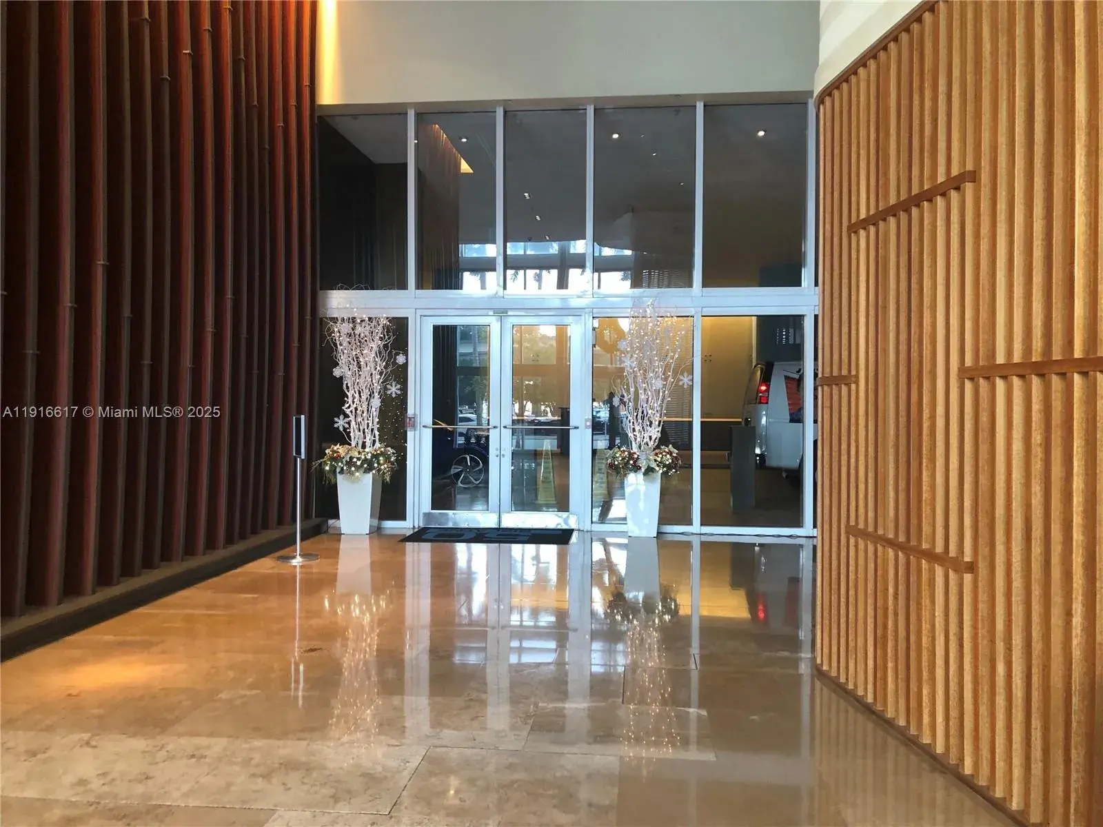 50 Biscayne Blvd # 2505, Miami FL 33132