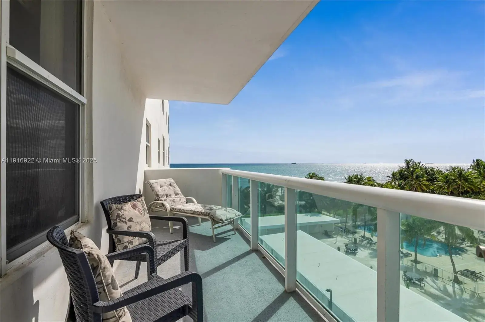 2 bedroom 2 bath Residential for sale at 5001 Collins Ave # 5G, Miami Beach FL 33140