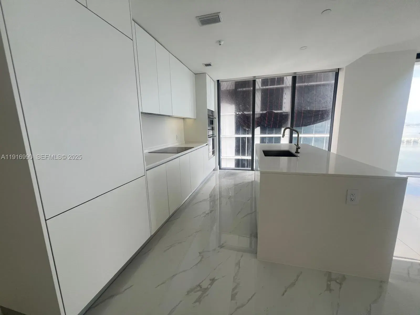 700 NE 24th # 3501, Miami FL 33137
