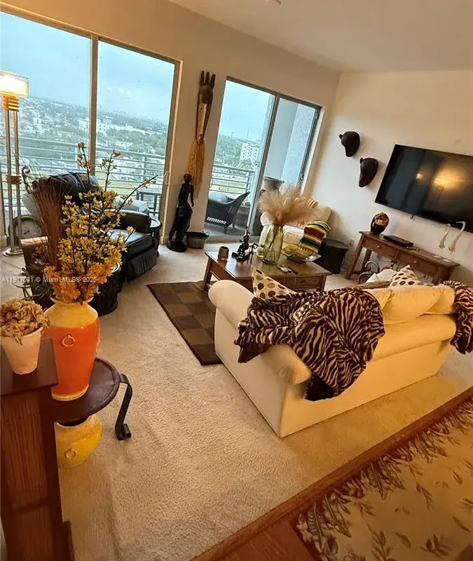 1830 Radius Dr # 1106, Hollywood FL 33020