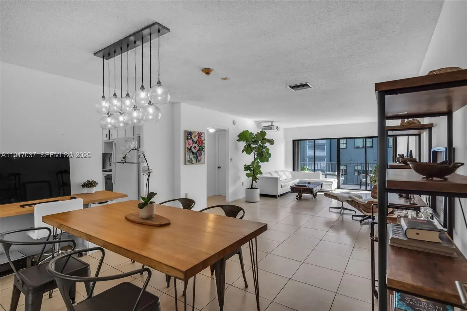 2 bedroom 2 bath for rent at 575 Crandon Blvd # 504, Key Biscayne FL 33149