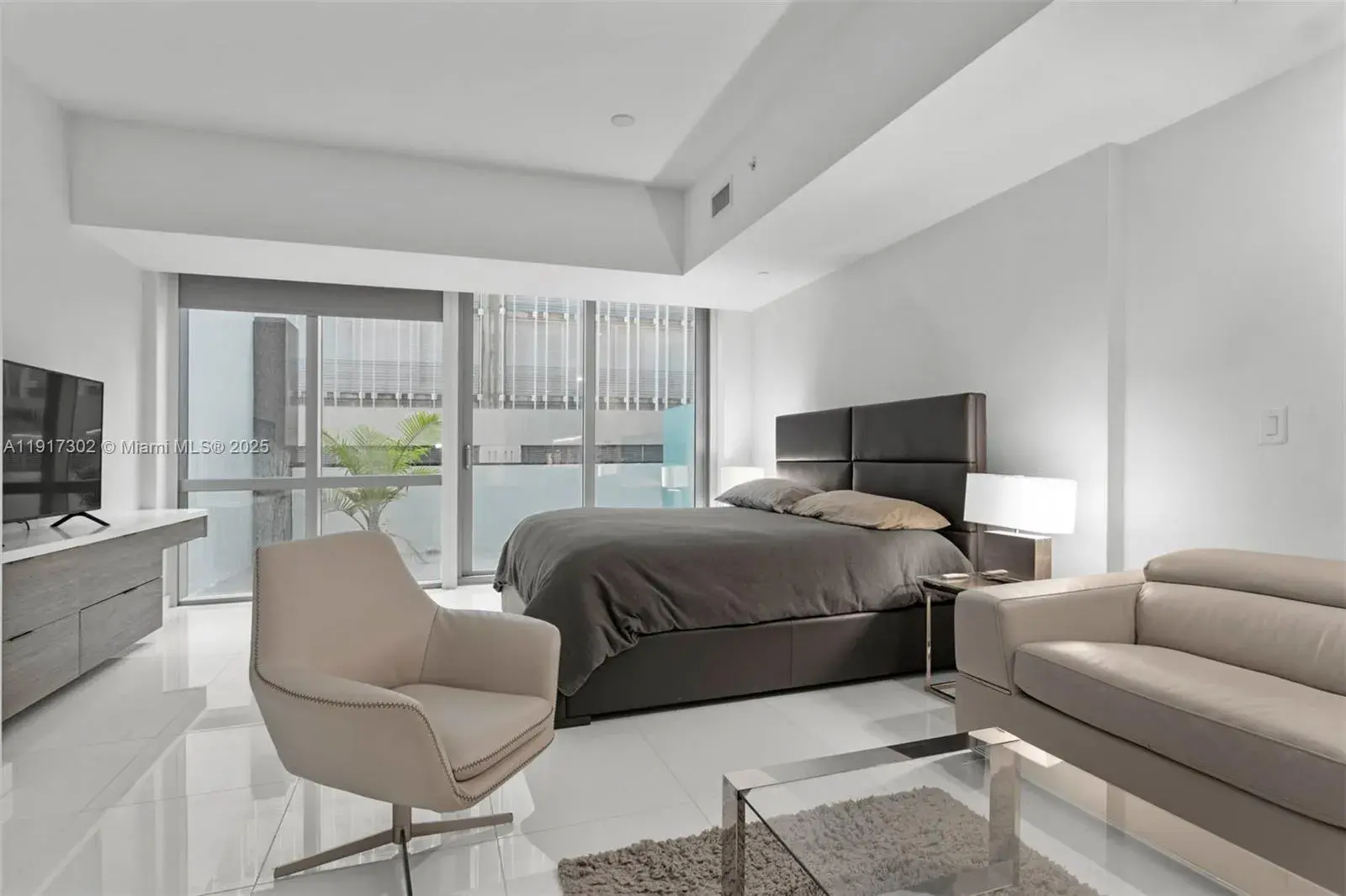 851 NE 1st Ave # 300, Miami FL 33132