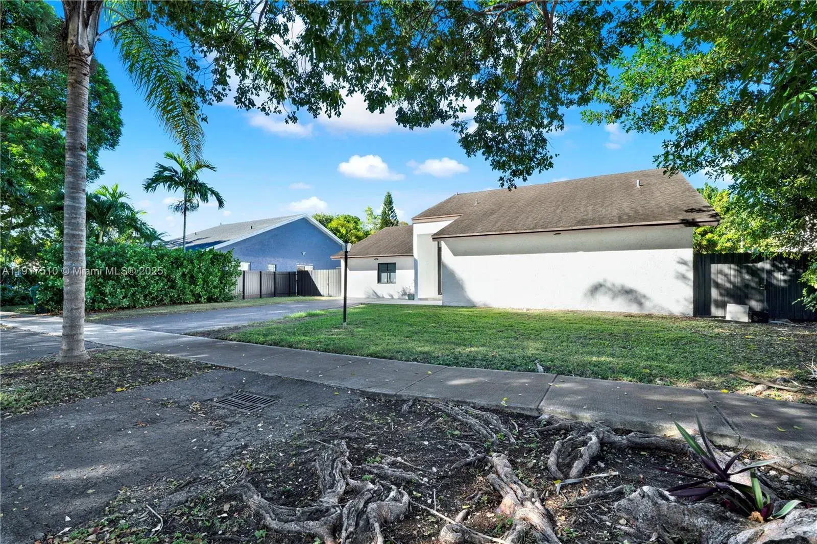 12221 SW 93rd St, Miami FL 33186