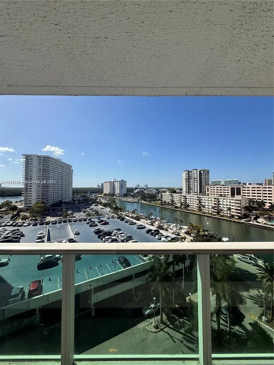 100 Bayview Dr # 903, Sunny Isles Beach FL 33160