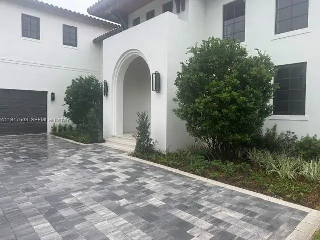 1221 Anastasia Ave, Coral Gables FL 33134