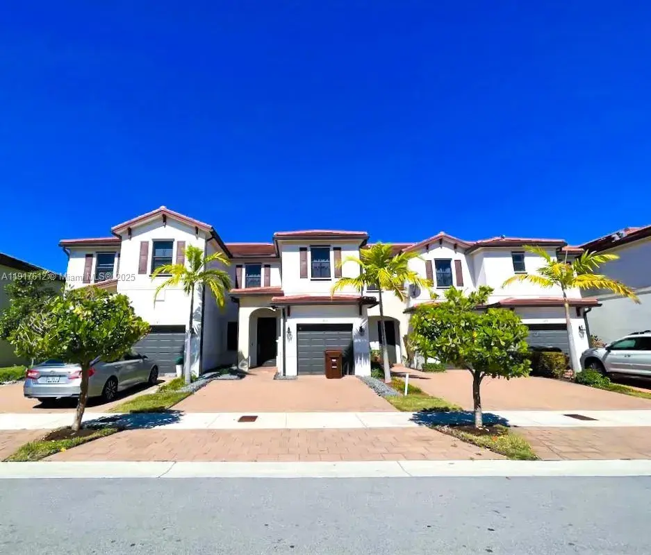 3435 W 105th Pl, Hialeah FL 33018