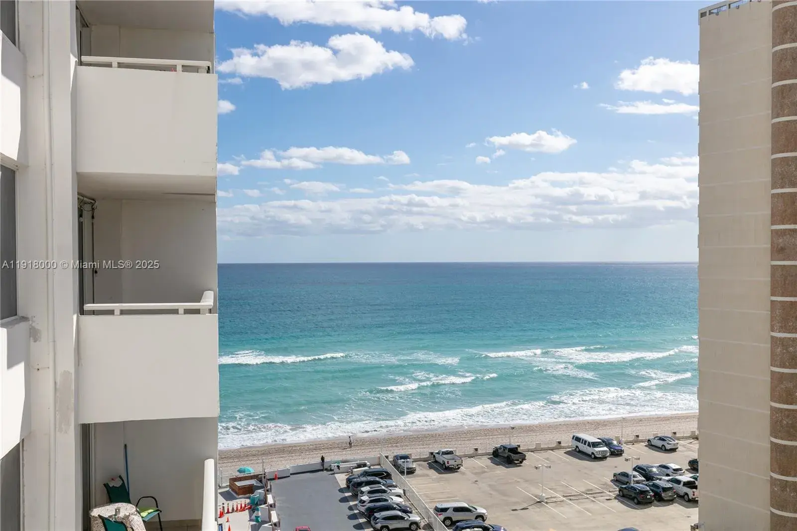 1 bedroom 1 bath Residential for sale at 3140 S Ocean Dr # 901, Hallandale Beach FL 33009