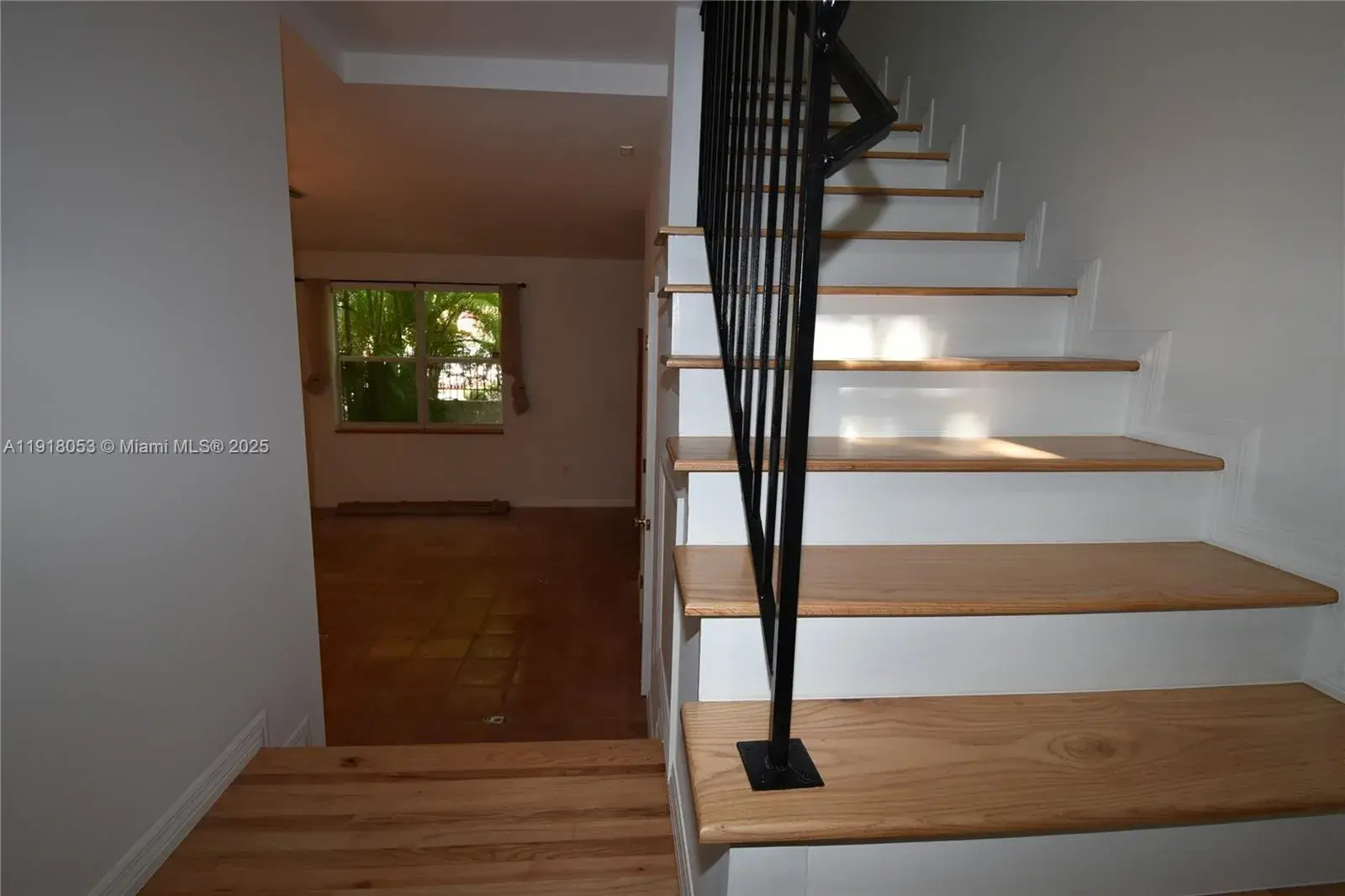 3051 Center St # 9, Miami FL 33133