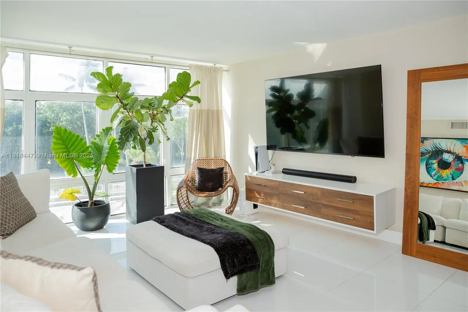 3375 N Country Club Dr # 205, Aventura FL 33180