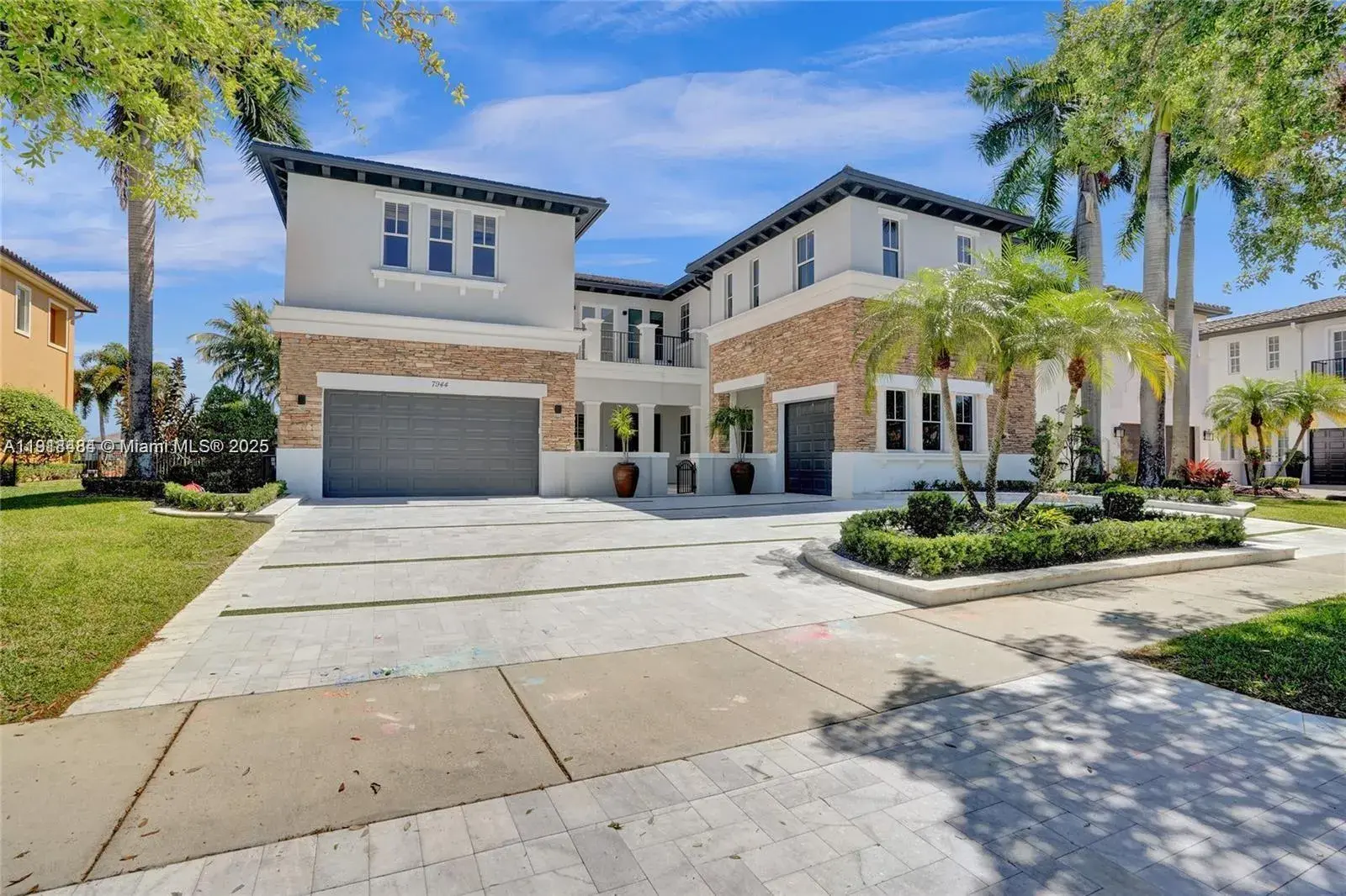 7 bedroom 5 bath Residential for sale at 7944 NW 111th Way, Parkland FL 33076