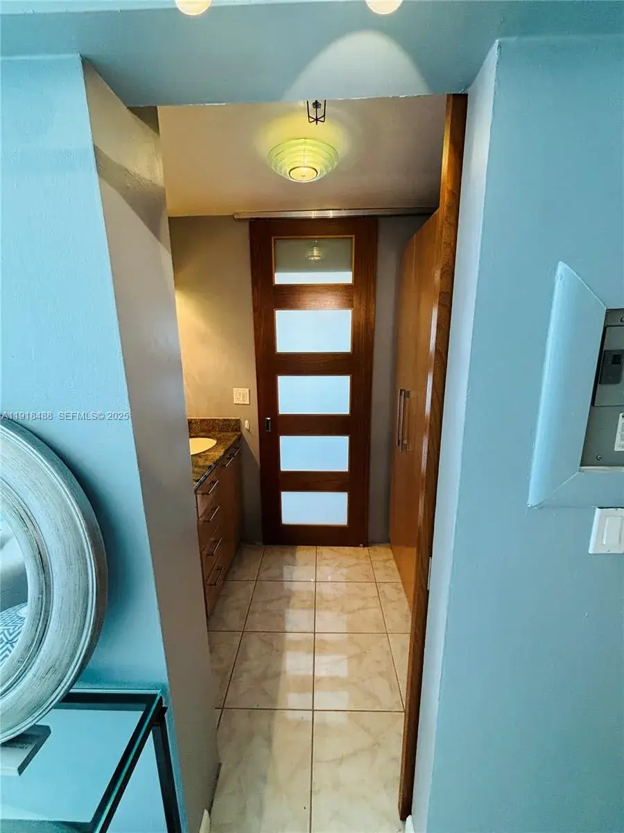 1255 Collins Ave # 608, Miami Beach FL 33139
