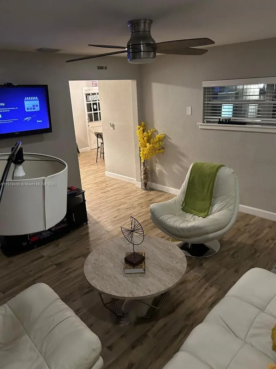 5289 N Andrews Ave, Fort Lauderdale FL 33309