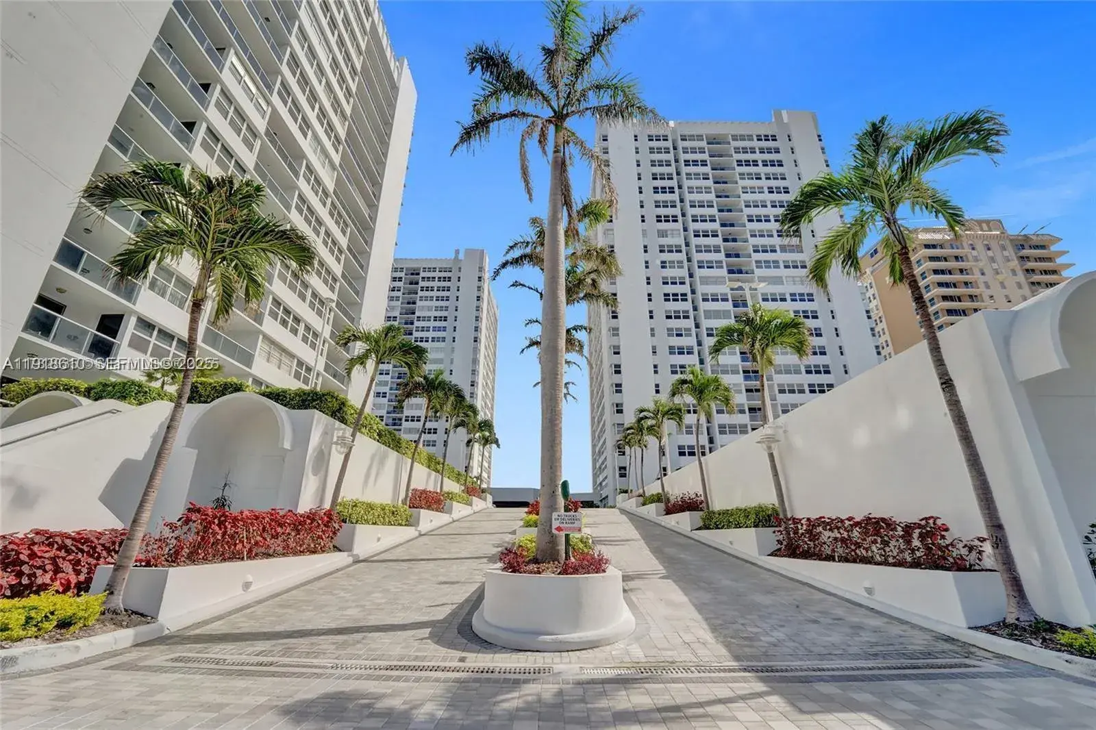 1904 S Ocean Dr # 508, Hallandale Beach FL 33009