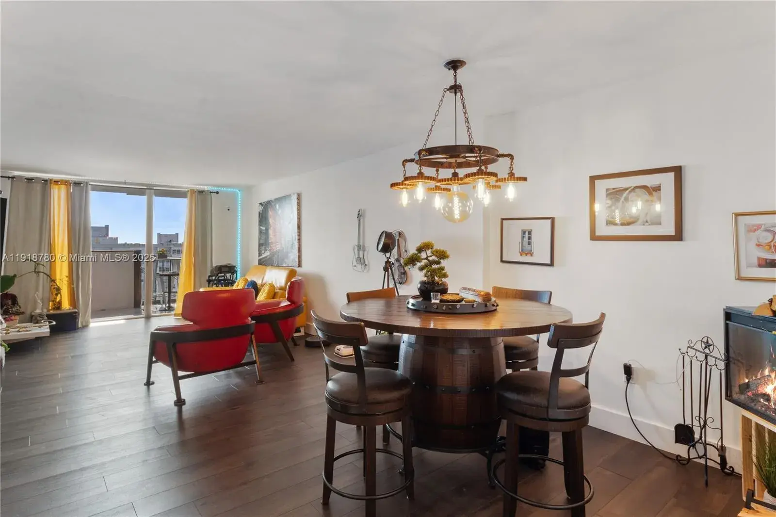 2 bedroom 2 bath Residential for sale at 2780 NE 183rd St # 2114, Aventura FL 33160