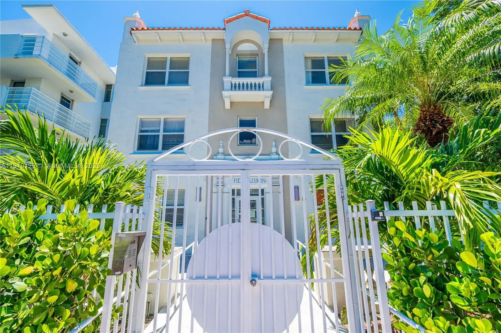 1542 Drexel Ave # 306, Miami Beach FL 33139