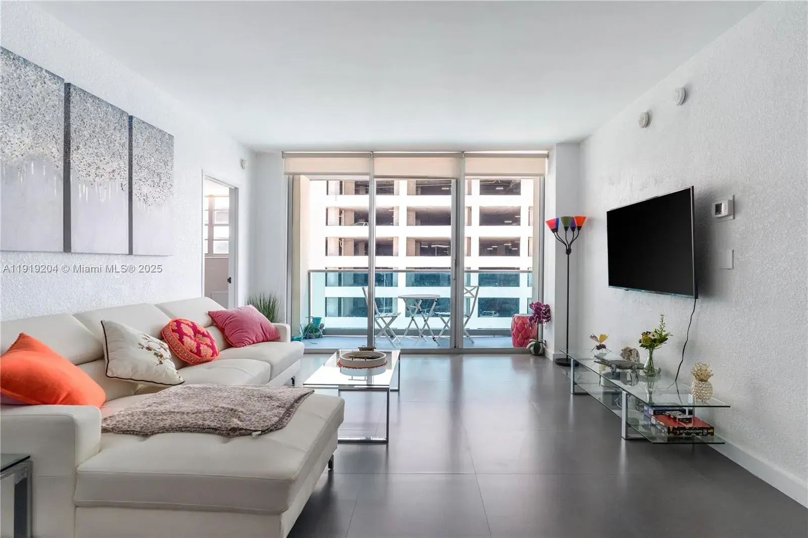 2 bedroom 2 bath Residential for sale at 4001 S Ocean Dr # 8F, Hollywood FL 33019