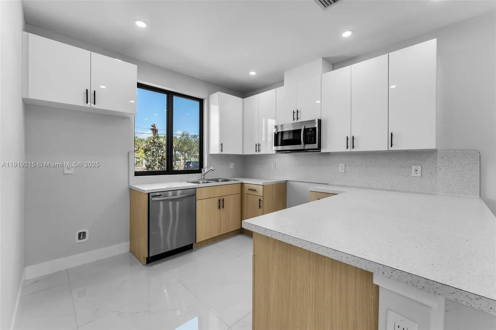 12344 SW 219th St, Miami FL 33170