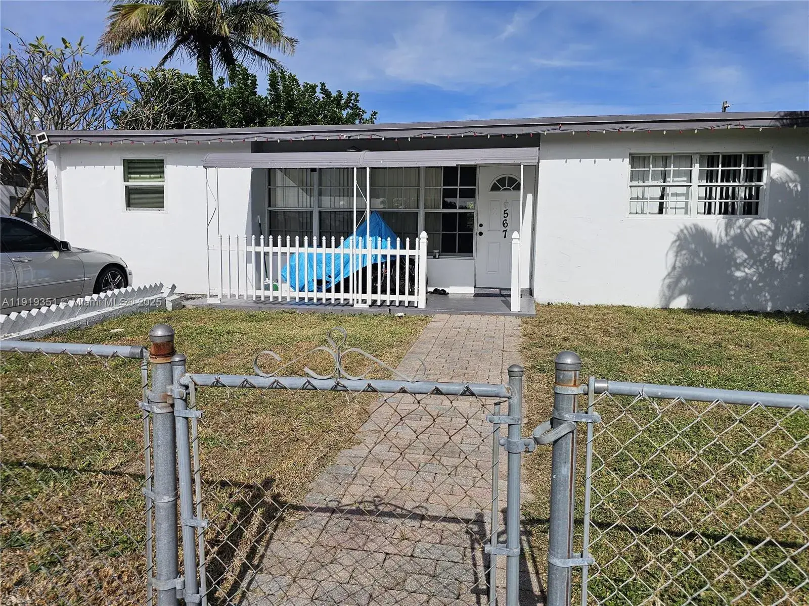 567 Tallulah Rd, Palm Beach FL 33462