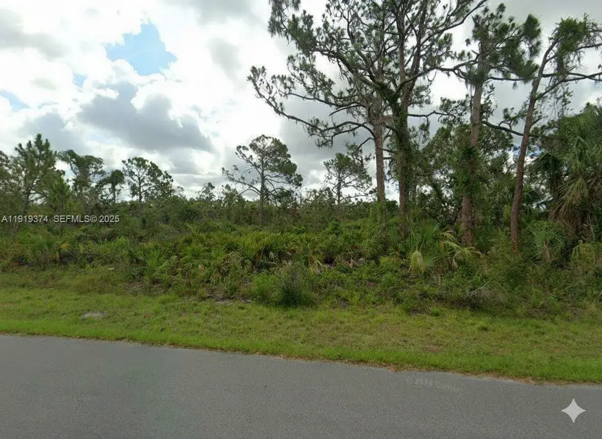 2216 Private Circle, Port Charlotte FL 33953
