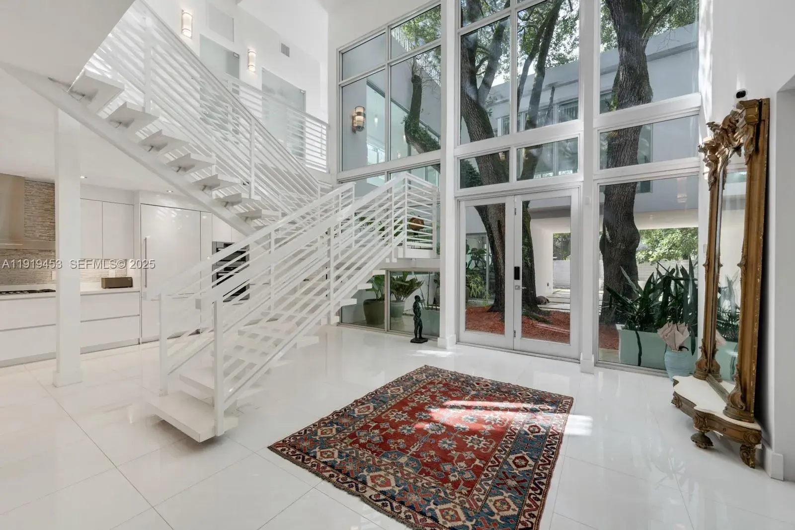 3861 Kumquat Ave, Miami FL 33133