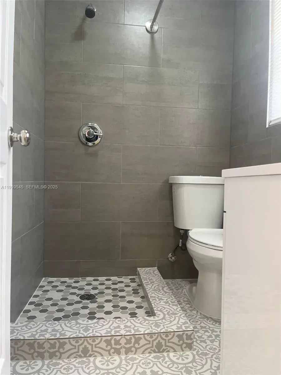 5808 BUCHANAN ST # 3, Hollywood FL 33021