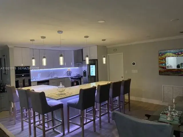 428 N Crescent Dr, Hollywood FL 33021