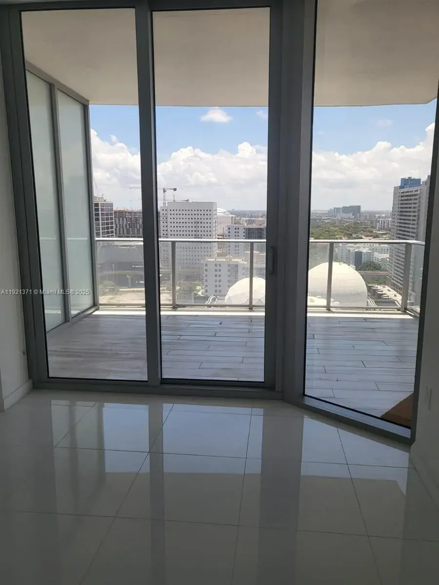 851 NE 1st Ave # 2008, Miami FL 33132