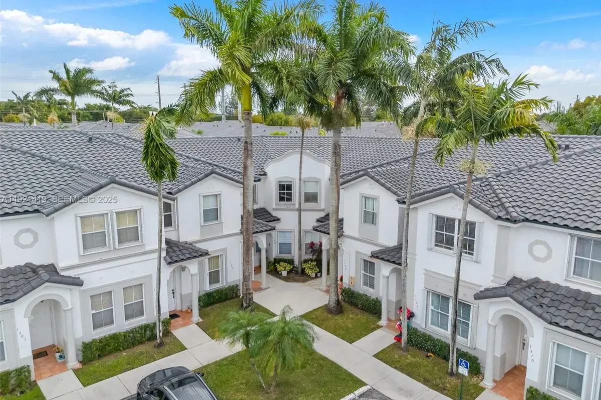 5610 NW 107th Ave # 1306, Doral FL 33178
