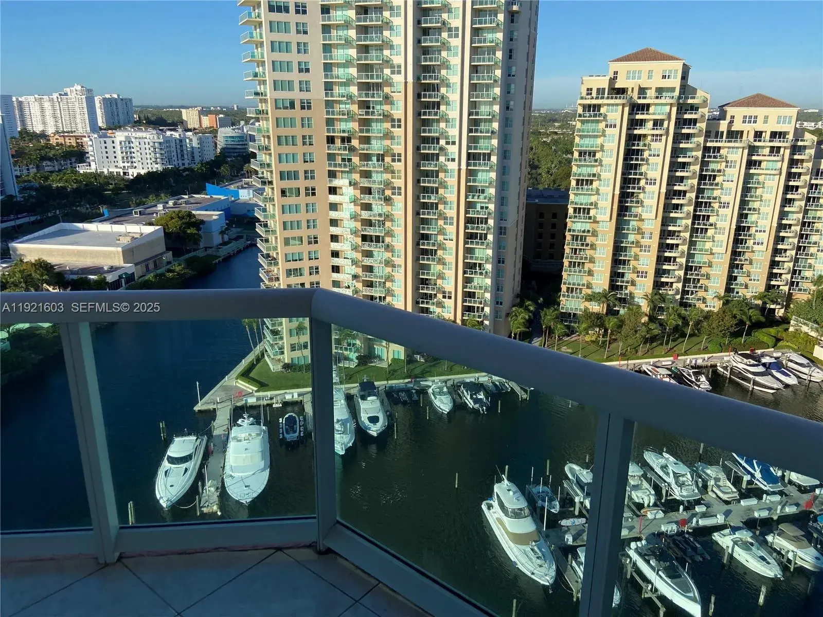 2 bedroom 2 bath Residential Lease for rent at 3370 Hidden Bay Dr # 1914, Aventura FL 33180