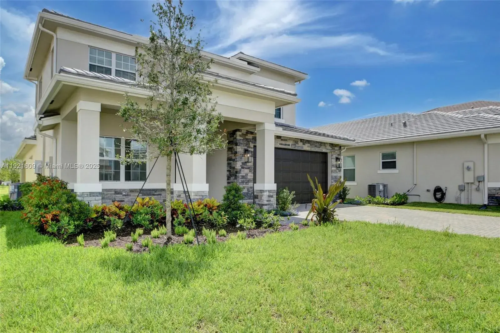 1366 Harvester Xing, Loxahatchee FL 33470