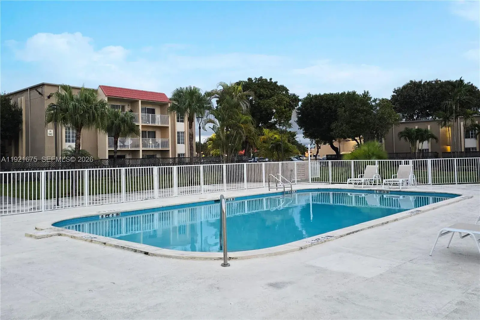 5102 NW 79th Ave # 304, Doral FL 33166