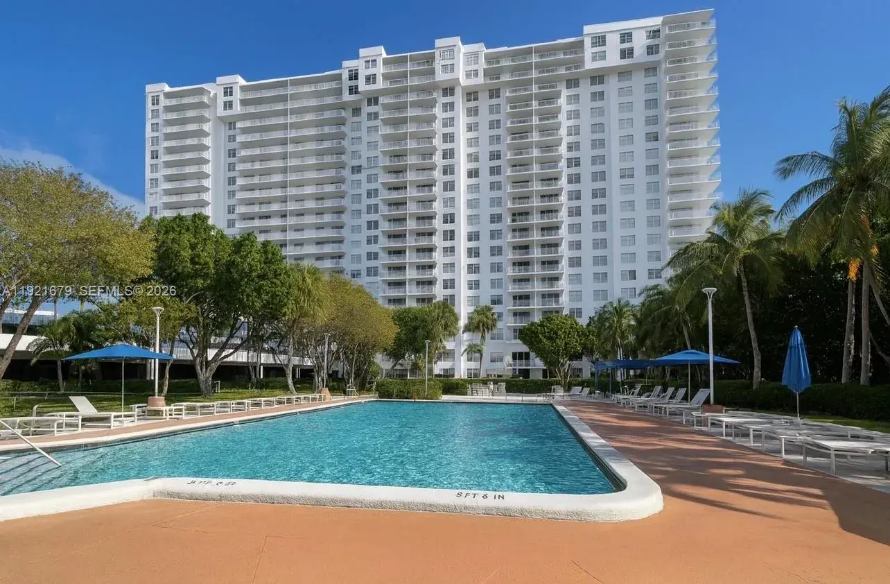 2851 NE 183rd St # 907E, Aventura FL 33160