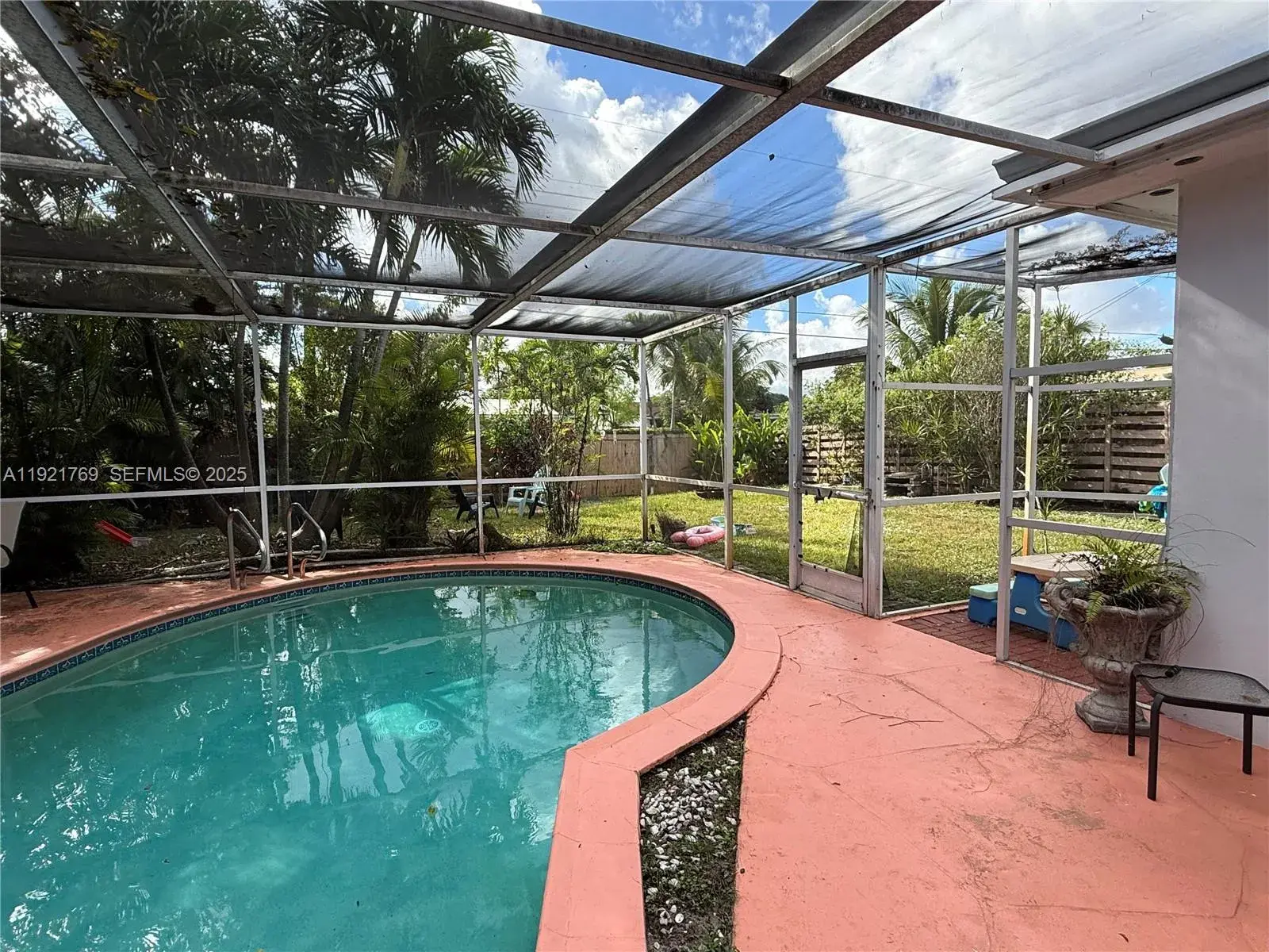 5424 Van Buren St # 5424, Hollywood FL 33021